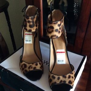 - NWTS Nine West Ankle Strap leopard heels Size 11M